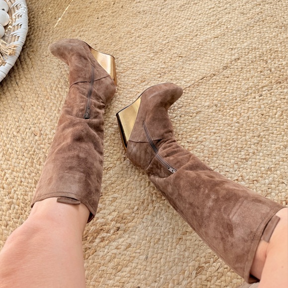Free People NWT Cognac Suede & Gold Wedge platform Knee High Boot Sexy Chic LOVE - Picture 6 of 15